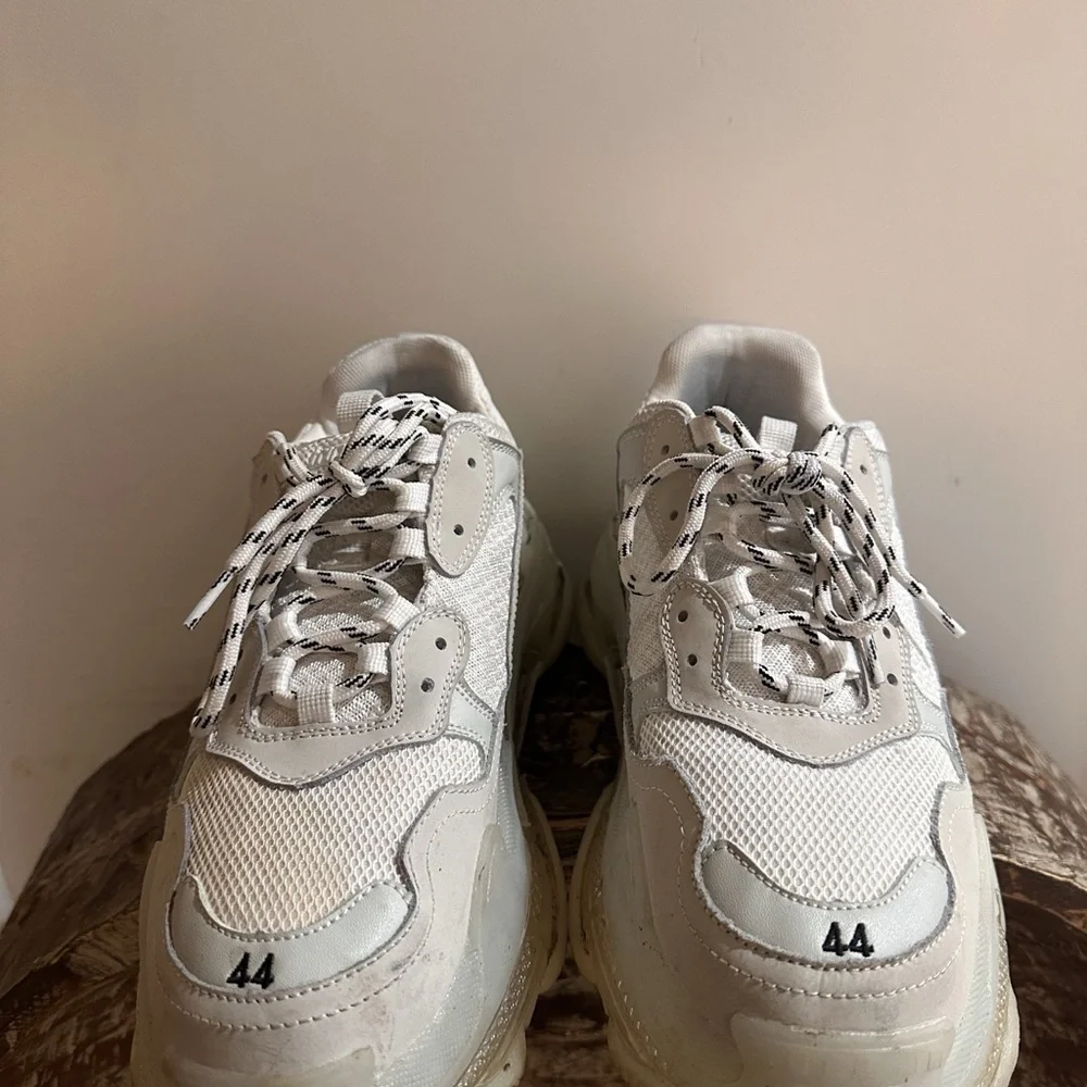 Balenciaga Triple S Sneakers - Picture 3 of 6